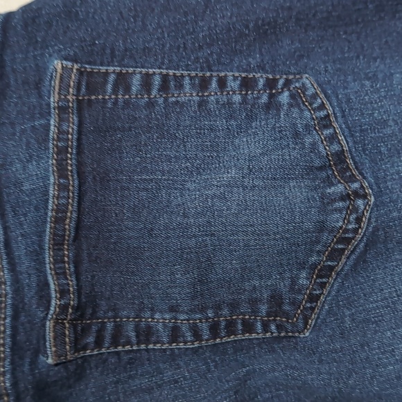 Indigo Blue Dark Wash Straight Leg Maternity Jeans Hemmed to 28" Inseam Size Lg - Picture 2 of 7
